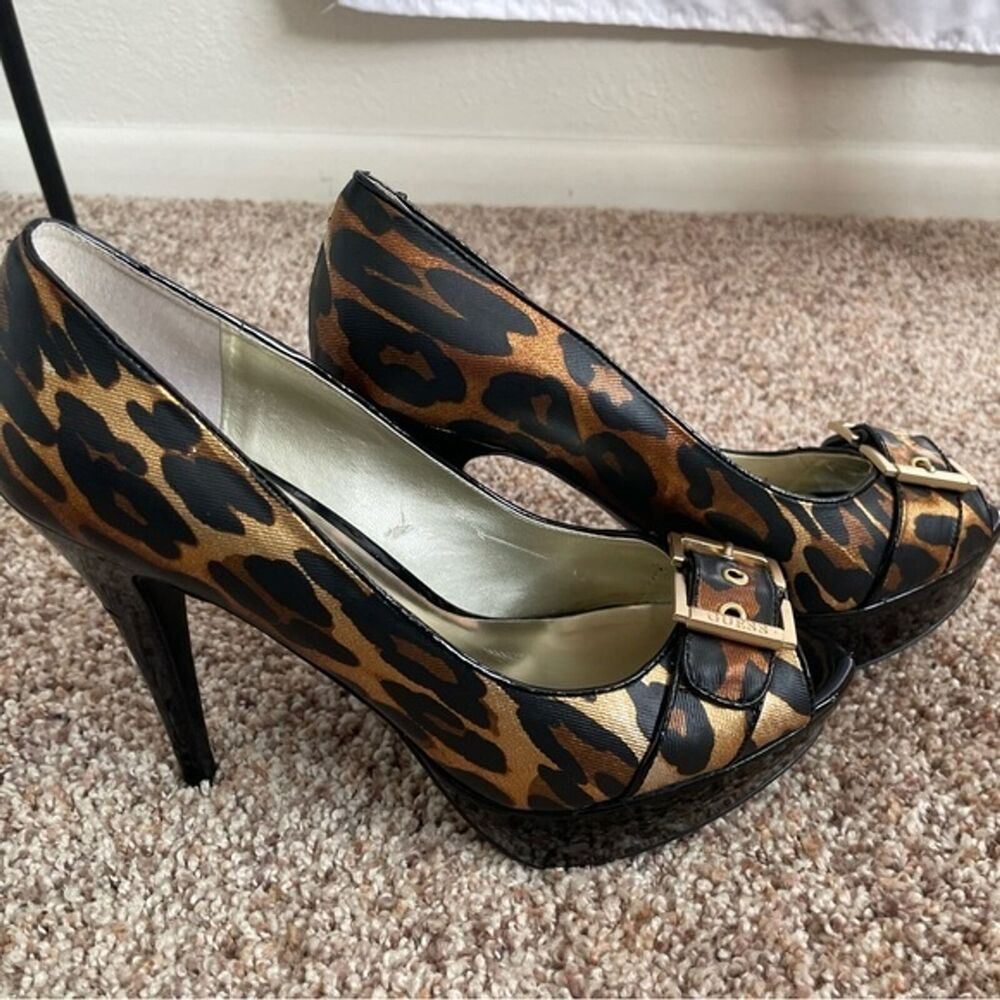 Guess Leopard Print High Heel - size 8